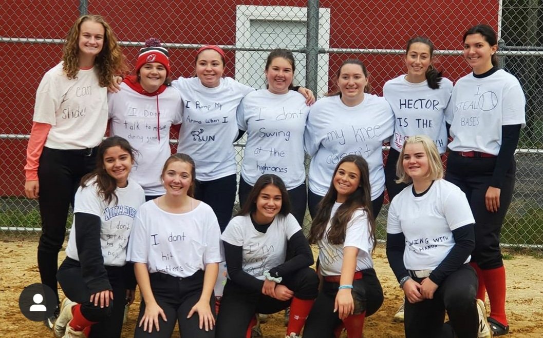Ctavarez2's tweet photo. Hard working young ladies! Know they are not perfect but work hard play harder!! Great season girls!#whitelies https://t.co/gTjywLbxtq
