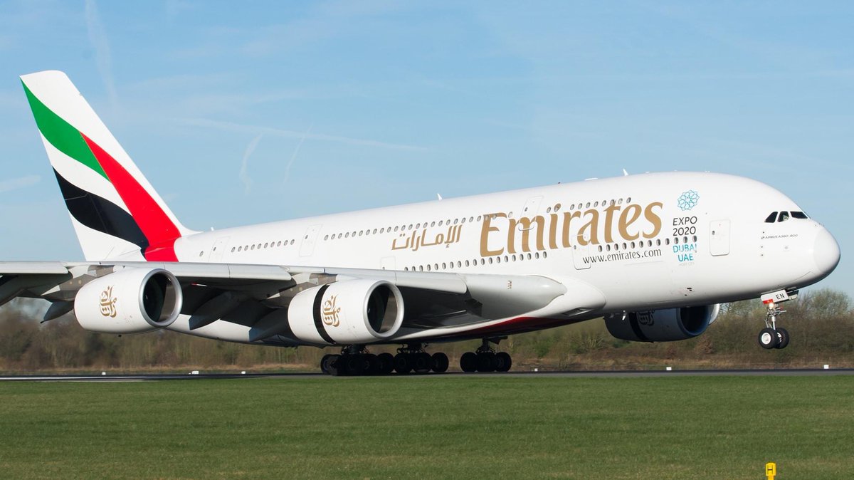 manairport's tweet photo. ✈️ Emirates A380 ✈️

Due to last minute operational changes, the @emirates Airbus A380 will return to Manchester Airport this Wednesday for an additional EK17/18 flight - The first time since March!

ETA: 11:15
ETD: 13:10
Runway: 23R
@TheRVPMCR https://t.co/GfPkagxNXn