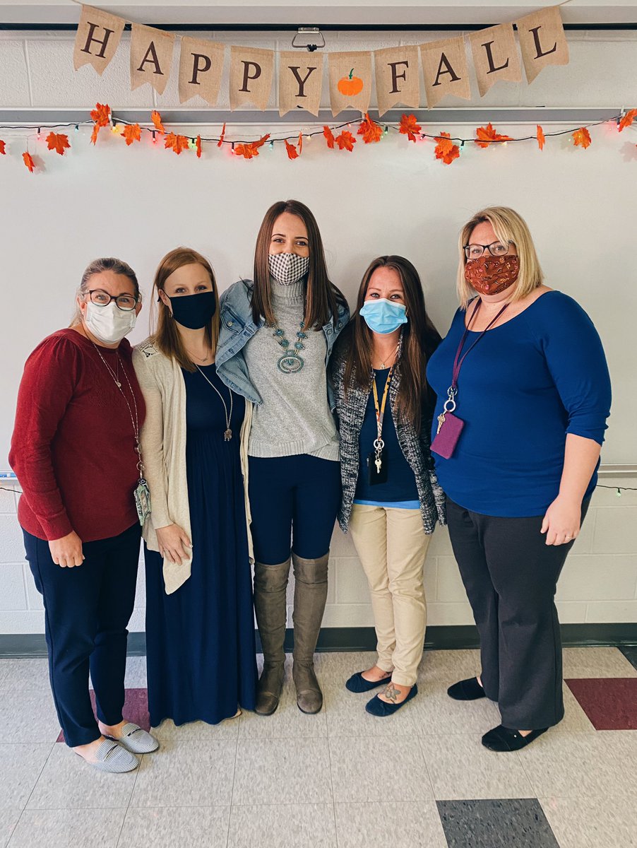 Wearing blue for our girl Ellie and all those fighting JA! 💙 #postyourblue <a href="/NikiMuk/">Niki Mukusa</a> <a href="/FrogsMath/">Mrs. Kowker</a> <a href="/MMS_Pathfinders/">MMS Pathfinders</a>