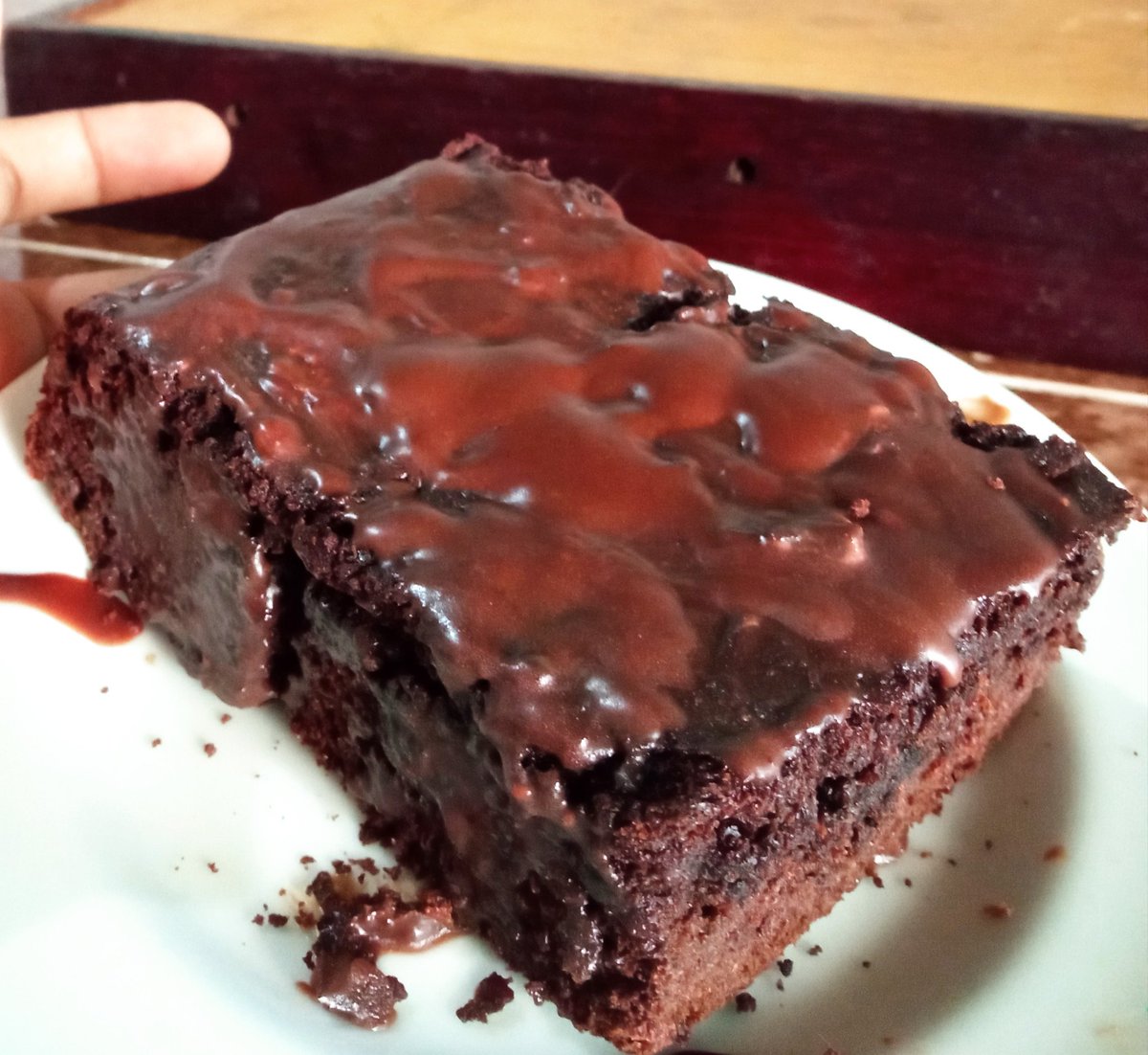 specials_the's tweet photo. Muchachos estamos de nuevo activos con brownies de solo chocolate y chocolate con arequipe, pide el tuyooo! https://t.co/bTIkoCOYmS