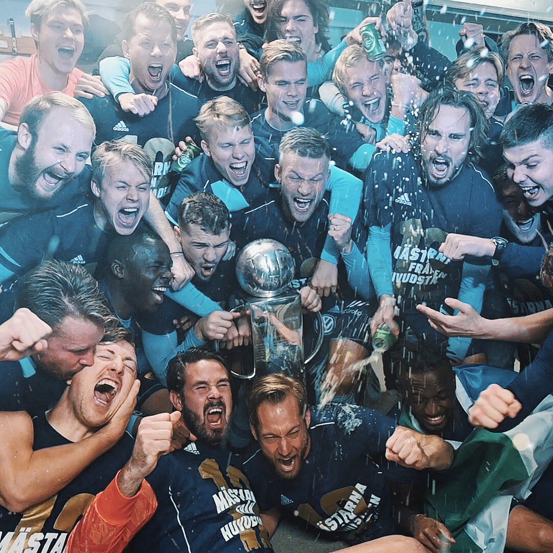 AxlBengtsson's tweet photo. 1 år sedan, obeskrivlig känsla🏆
#2Nov2019 https://t.co/FK3xcTdqJJ