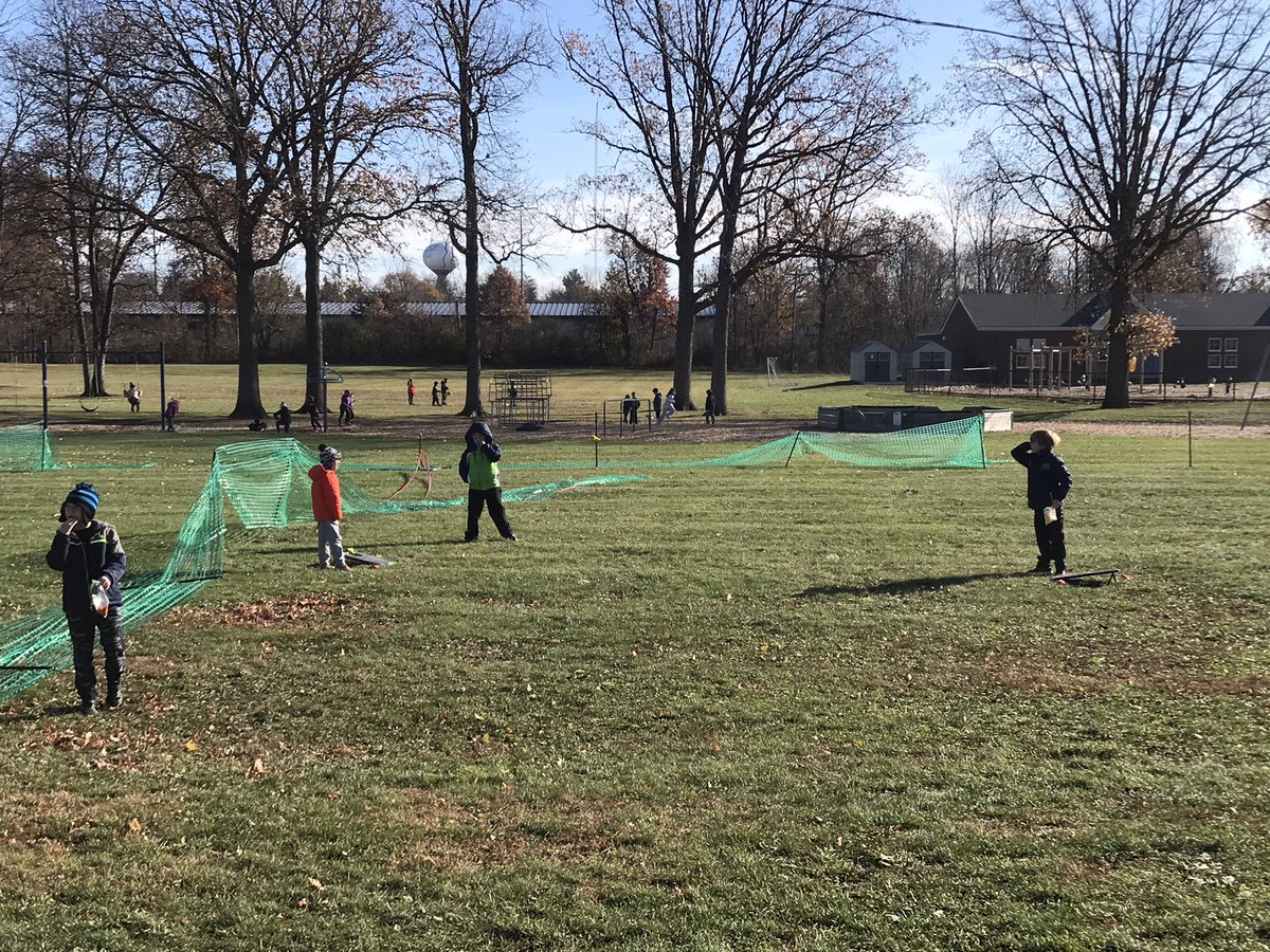 Lingaurslcs's tweet photo. Enjoying some sunny fall weather! 🍂 ☀️ https://t.co/2ohD26Jv7a