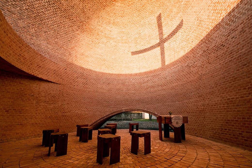 Capilla San Bernardo (Argentina) por Nicolás Campodonico bit.ly/2U09Gvs