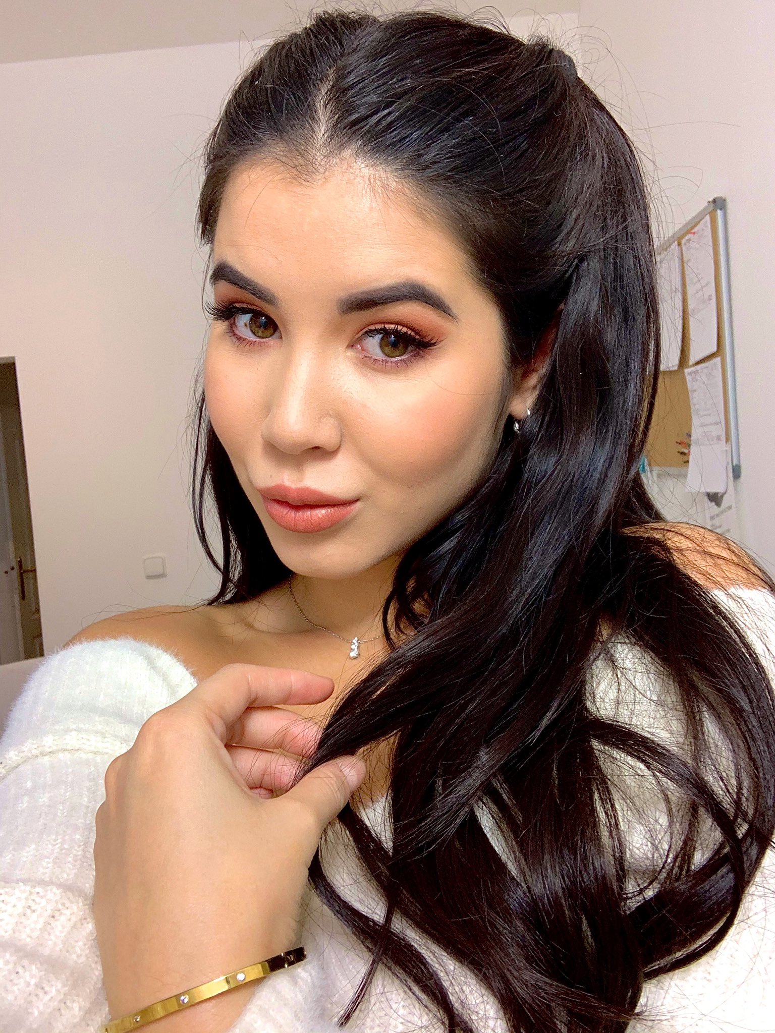 TW Pornstars - Lady Dee Official. Twitter. Hello 😊. 3:02 PM - 2 Nov 2020