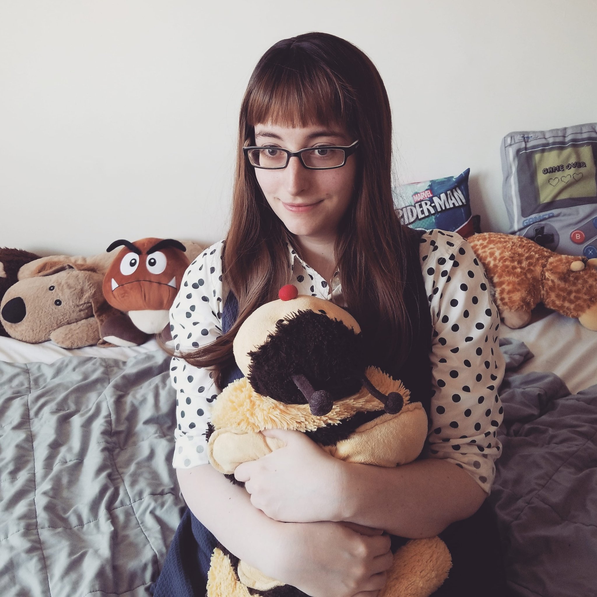 3 pic. Check out this wig, my face, my tiddies, and most importantly the stuffies! https://t.co/Qsjxm2LPWc