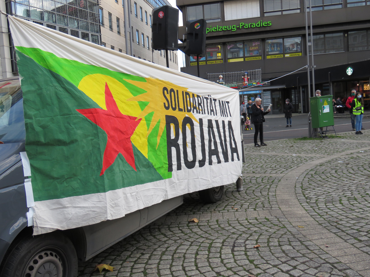 In  #Bochum, Germany,  #WorldKobaneDay was also celebrated with powerful speeches and music!One banner says: 'Revolution instead of NATO! The real force in the struggle against IS!'  #YPJ  #YPGMore pictures are here:  https://www.bo-alternativ.de/2020/11/01/fotos-von-der-rojava-demo/ #RiseUpAgainstFascism #RiseUp4Rojava