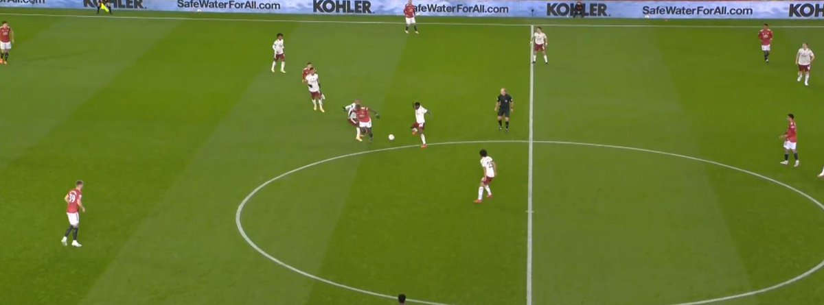 Pogba – PoorHere, Pogba shows for the ball and receives it. However, instead of going to the ball he holds his position and Partey. Partey body checks him from behind and Pogba's touch is too heavy. Then, he makes a poor decision vs Lacazette instead of passing it back.