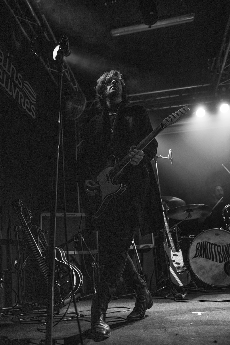 PUNKTUM (@punktumfr) on Twitter photo Retour en images sur le show de <a href="/bbanditband/">𝐁𝐀𝐍𝐃𝐈𝐓 𝐁𝐀𝐍𝐃𝐈𝐓</a> à <a href="/mainsdoeuvres/">Mains d'Œuvres</a> en septembre dernier 📸 par <a href="/rocknpictures/">Rock n Pictures</a> > punktum.fr/en-images-band… Retour en images sur le show de <a href="/bbanditband/">𝐁𝐀𝐍𝐃𝐈𝐓 𝐁𝐀𝐍𝐃𝐈𝐓</a> à <a href="/mainsdoeuvres/">Mains d'Œuvres</a> en septembre dernier 📸 par <a href="/rocknpictures/">Rock n Pictures</a> > punktum.fr/en-images-band…