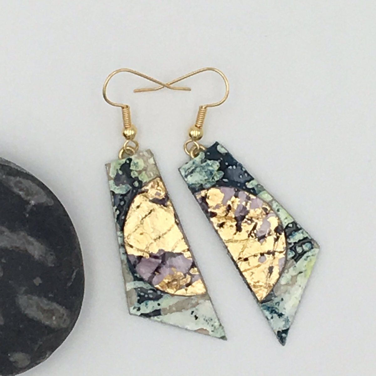 Frances McGonigle creates stunning jewellery in the Ox Mountains of Mayo. Her work is contemporary & exciting. An ideal gift for those who love striking pieces! I think her earrings are amazing! Visit:  http://rothlu.ie&nbsp;