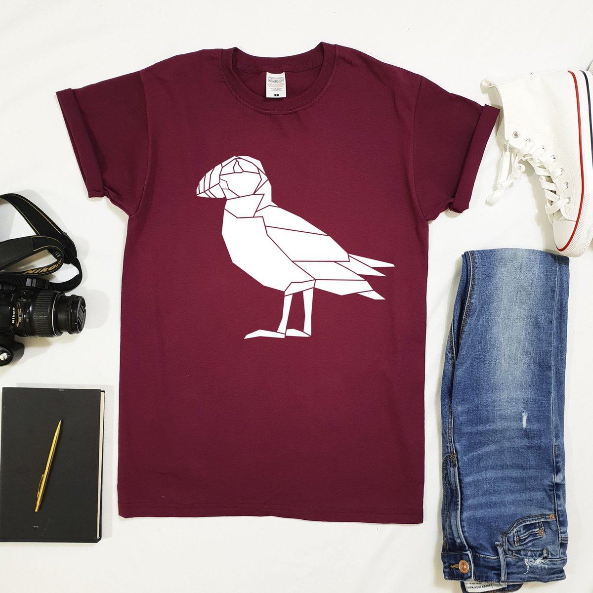 Tara Prendergast runs The Biscuit Marketplace. It’s a great place to find handcrafted & unique presents for everyone & also highlights the work of Irish artists & craftspeople. Visit:  https://thebiscuitmarketplace.com/category/gifts/christmas-gifts-under-e100/