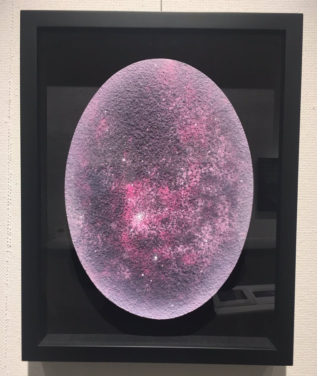 HIRONO_YAMAKAGE's tweet photo. 楕円のパネルが宝飾品のような日本画です🔮
#日本画 #岩絵具
#Explode_me #S2B210
#絵描きさんと繋がりたい https://t.co/aTcgipZ4BZ