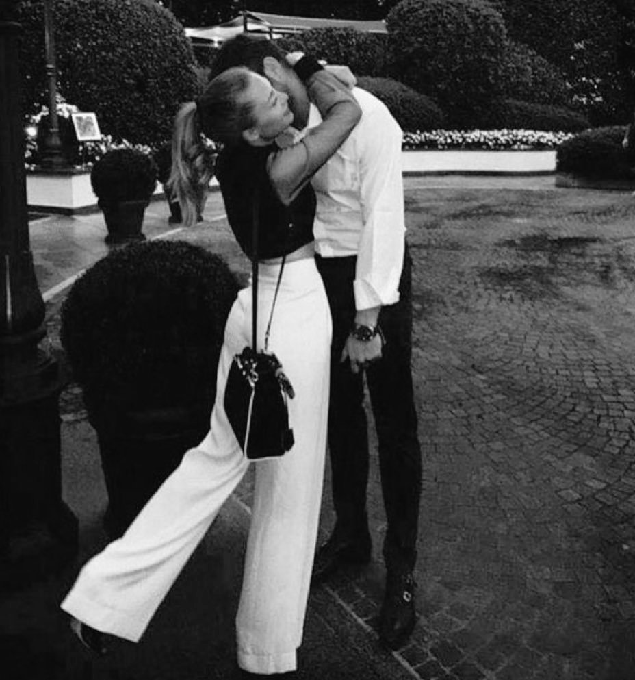 10/10 siyah beyaz (@ononsiyahbeyaz) on Twitter photo 