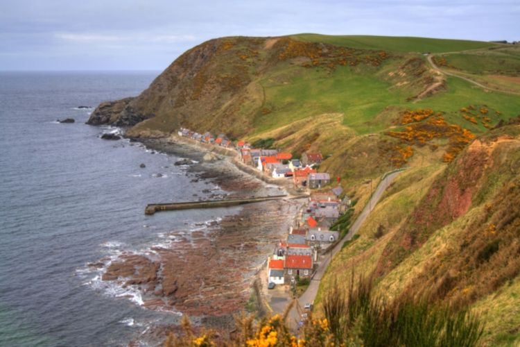 TravelEchoes's tweet photo. Precioso pueblo pesquero de #Crovie en #Escocia, https://t.co/kgxoTLjdlz https://t.co/I9Qhfm1GkH