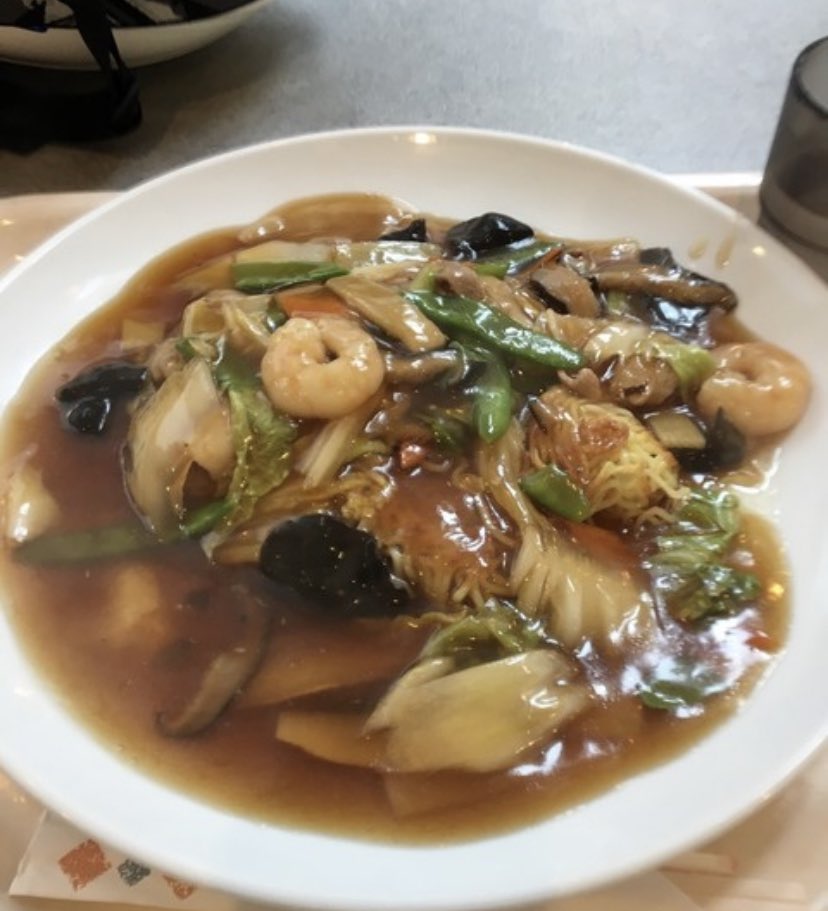 イシ 校長先生 オーンズスノーボードスクール Twitter પર オーンズのゲレ食最強はこの破壊力抜群なあんかけ焼きそば これが1番好きでした