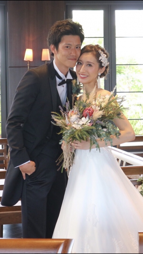 ナイスレポンド 横浜迎賓館結婚式卒花 横浜迎賓館結婚式卒花 しおんちゃん 花婿 花嫁 美男美女カップル いつも笑顔で 優しい しおんちゃん いつも キレイでいてほしいと T Co V0hjbswwrz