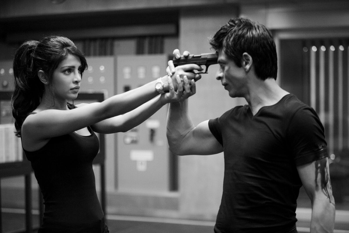  #HappyBirthdaySRK  #HappyBirthdayShahRukhKhan  #ShahRukhKhanBirthday  #ShahRukhKhan  #SRK  #SRK55  #SRKBirthday  #SRKDay  #PriyankaChopra  #Don  #Don2