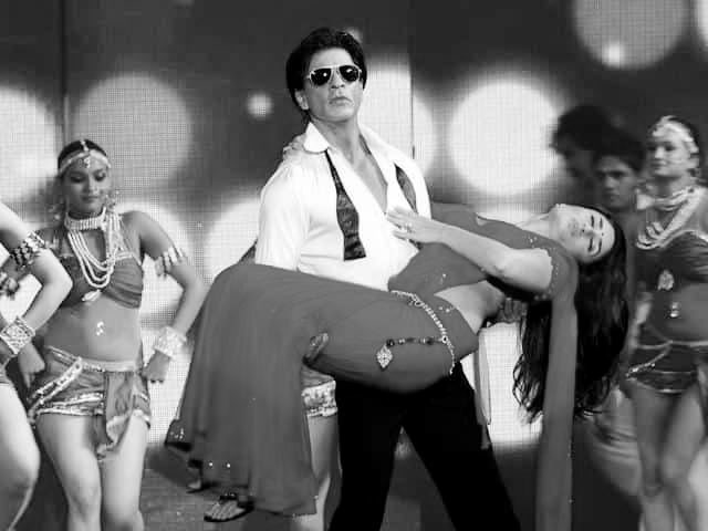  #HappyBirthdaySRK  #HappyBirthdayShahRukhKhan  #ShahRukhKhanBirthday  #ShahRukhKhan  #SRK  #SRK55  #SRKBirthday  #SRKDay  #KareenaKapoorKhan  #KareenaKapoor