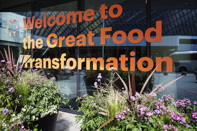 Previously (read first  https://twitter.com/fleroy1974/status/1322570357753155584?s=20d), I mentioned the setup & history of a plan for a  #GreatFoodTransformation of diets worldwide away from  #meat, which is linked to the World Economic Forum's  #GreatResetLet's now look at how fast things are moving alreadyThread 