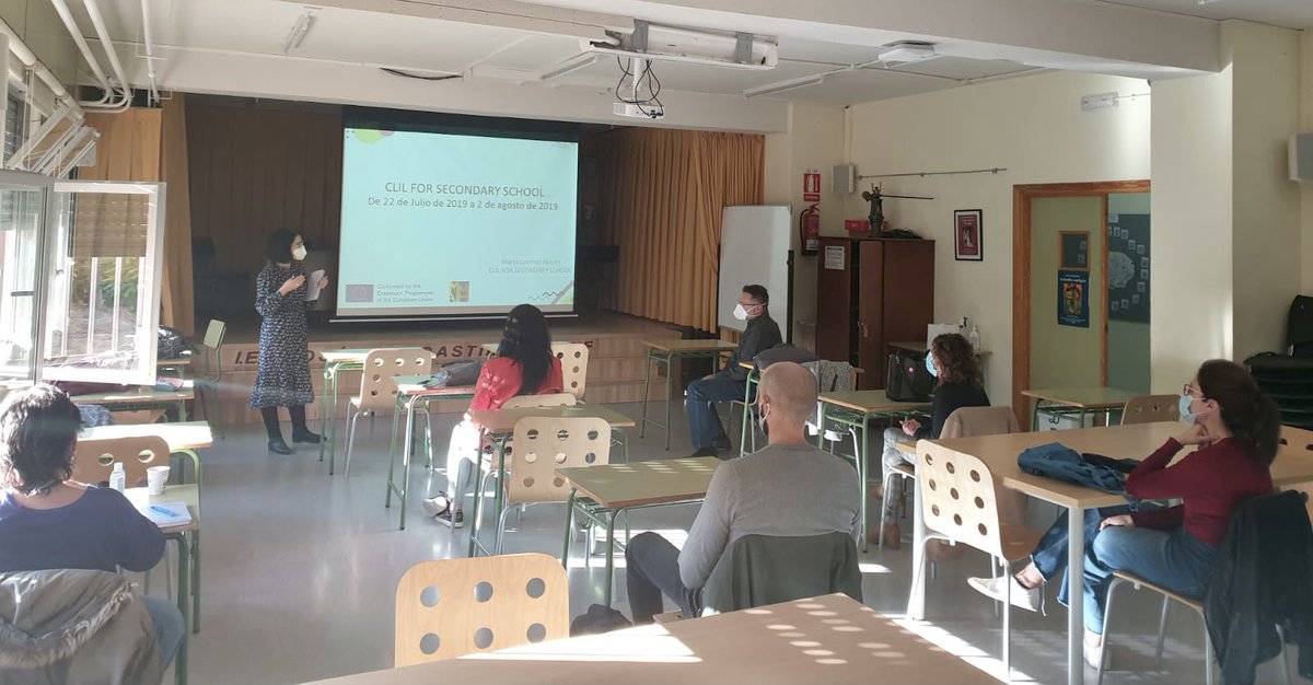 ErasmusPuche's tweet photo. Jornada de difusión del proyecto @EUErasmusPlus KA101 “Mejorando Metodologías, Ampliando Horizontes” en el @CastilloPuche con ponencias sobre las movilidades ya realizadas ¡y mesa redonda final incluida! @sepiegob https://t.co/1zbUCs0FqT