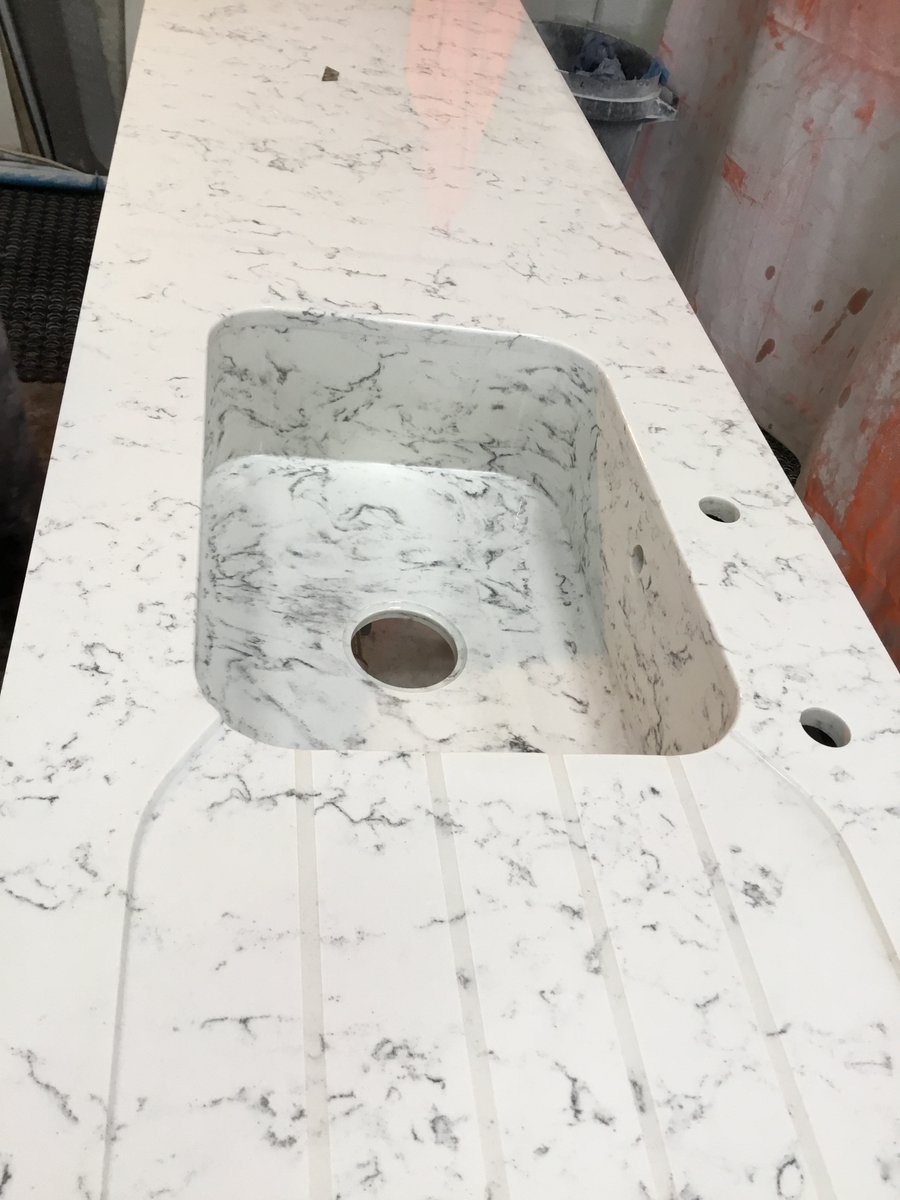 Hi all, here we have an undermounted quartz sink moulded seamlessly to the matching quartz worktop with a sloping recess drainer area. A stylish practical finish if you don't want any seams , and yes even in quartz 💎 #GKS #precisionstonefabricators #sinkdesign #beautifulquartz