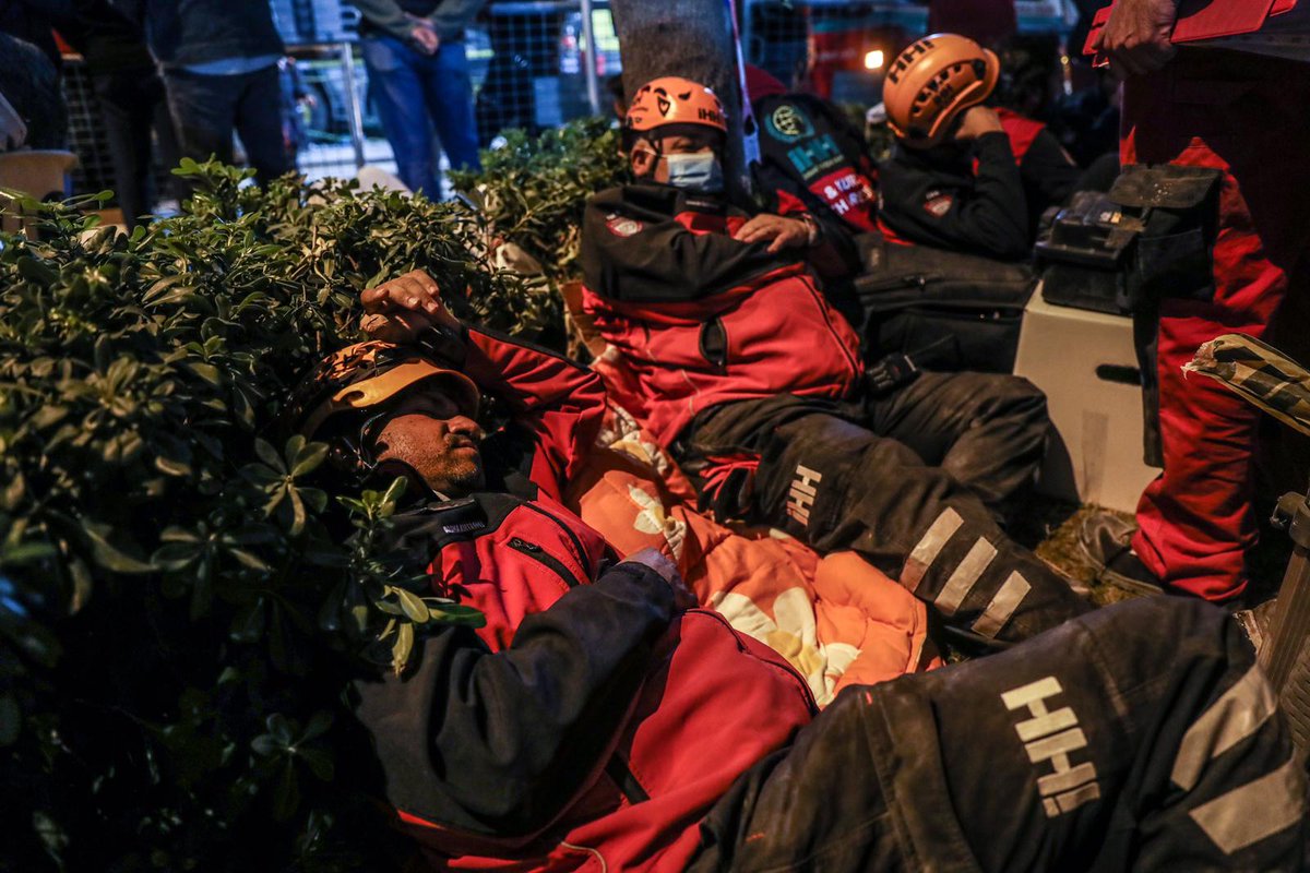 Hayata tutunan bir can, tüm yorgunluklara bedel...

📸<a href="/Hacikizi/">Esra Hacioğlu</a>