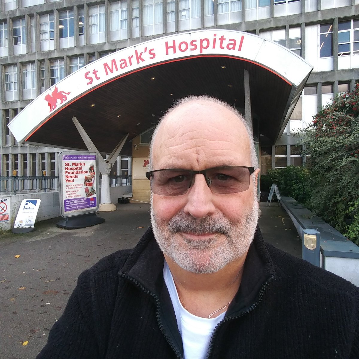 graemekwhippy's tweet photo. Very relieved to be back at St Mark's to see Ripple for more polyps to be removed and keep rectal cancer at bay.
@StMarksHospital @GIwolfsonunit
#Polyposis #FlexiSig https://t.co/NiAlWTO9MN