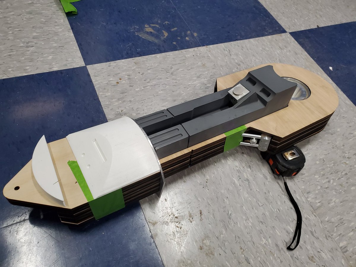 droidboy's tweet photo. New version 0f the legs are all cut out and I picked up a couple of metal parts.  Super happy with how all of this is coming along.  #starwars #r2d2 #r2builders #makerspace #props #movieprops https://t.co/TOpdOgEDD6