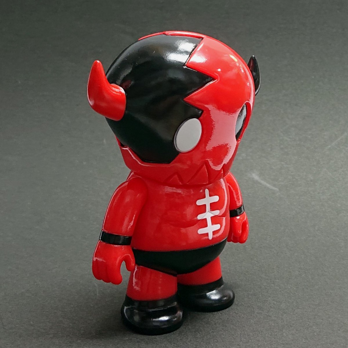 Oneuptoy's tweet photo. [S.V.W.A] DEVILROBOTS x One up. SKULL MASK 2nd color Customers overseas Lottery sale !!  How to→ https://t.co/cIdSkuonYJ Lottery times now～11/4 13:00(JAPAN time) #oneup #oneuptoy #ソフビ #devilrobots #デビルロボッツ #sofvitokyo #applekid #kumarob #skulmask #SVWA #sofvitokyo https://t.co/yobU2h7N2Z