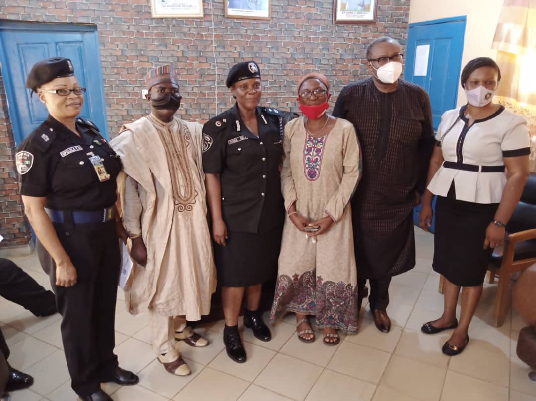 Osun ITN Mass campaign team in an advocacy visit to the Commissioner of Police represented by Reis Obafunke DCP in Oshogbo 
#OsunITNMassCampaign2020
<a href="/SFHNigeria/">Society for Family Health</a> 
<a href="/Fmohnigeria/">Federal Ministry of Health, NIGERIA</a>