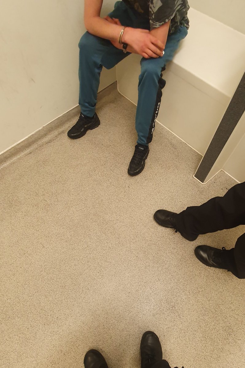 SparkbrookWMP's tweet photo. Following a #HighRisk #DomesticViolence incident officers have arrested a person for harassment following the victim being placed in fear of violence.
The investigation is progressing.
#PromptAndEffective
#DontSufferInSilence
#PreventingHarm https://t.co/RPAoD72WIS