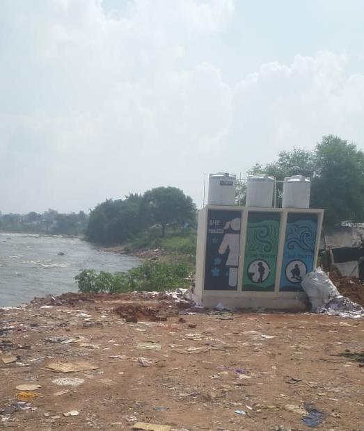 CayaConstructs's tweet photo. Recent floods in Telangana affected the majority of our communities. Sanitation systems in the affected areas were at greater risk too. Our team could relocate a few of our units to a near-by safer area, ensuring our community gets access to safe toilet facilities.
#safetoilets https://t.co/NsGWCgPUDw