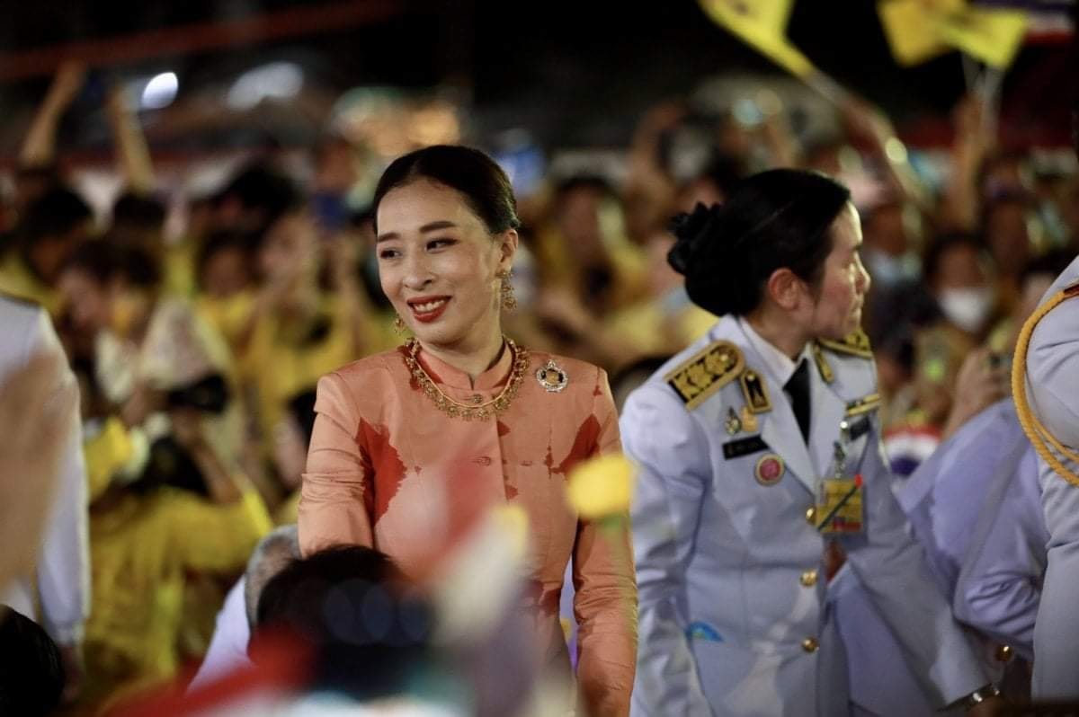 yellow_star01's tweet photo. ดั่งดวงหฤทัยของสมเด็จพ่อ
#Welovethemallthesame https://t.co/Cp5q5DRlKV