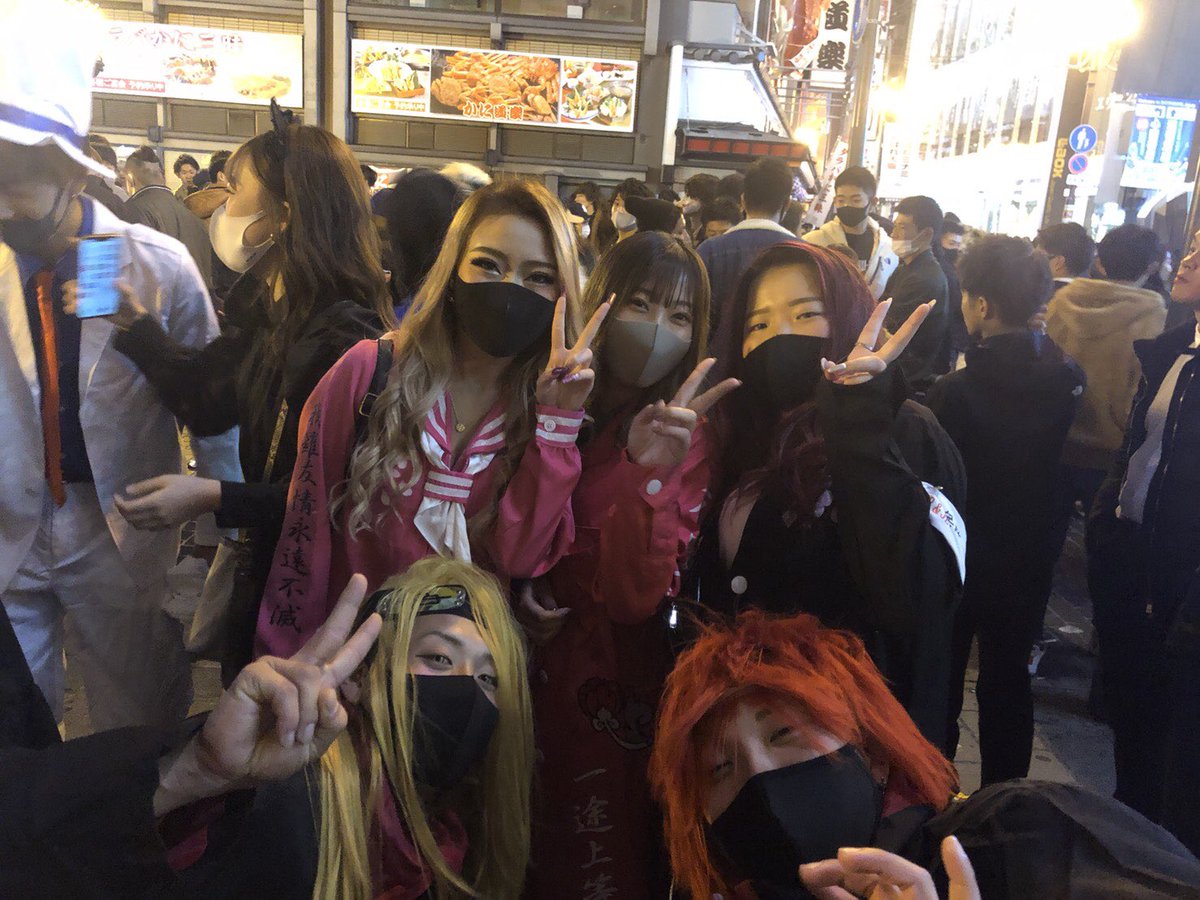 jazzmodel112's tweet photo. そう言えば今年ハロウィン🎃大阪した

アカツキのメンバーいっぱいいて仲良くして貰えたから満足した、

#ミナミ
#ミナミハロウィン
#ハロウィン https://t.co/4PEZMF4GfX
