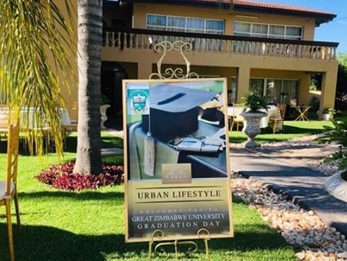 Urbanlife1477's tweet photo. Congratulations to the class of 2020!!
Take pride in howfar you have come and have faith in howfar you can go.
#virtualgraduation2020
#zimgraduates2020 
#urbanlifestyle
#luxuryredefined https://t.co/XAdh2bhegF