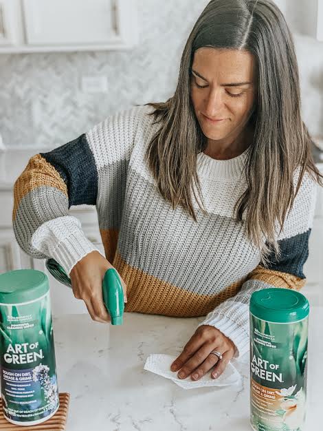 caitscozycorner's tweet photo. Can't keep up with your messy toddlers? @ArtOfGreenHome to the rescue for quick wipe downs and a clean smell every time! They're also free of chemicals and safe to use for your kids! #ArtOfGreen #TheMessIsReal #ad https://t.co/hgbvFqDBu9 https://t.co/ddajxcaNQ5