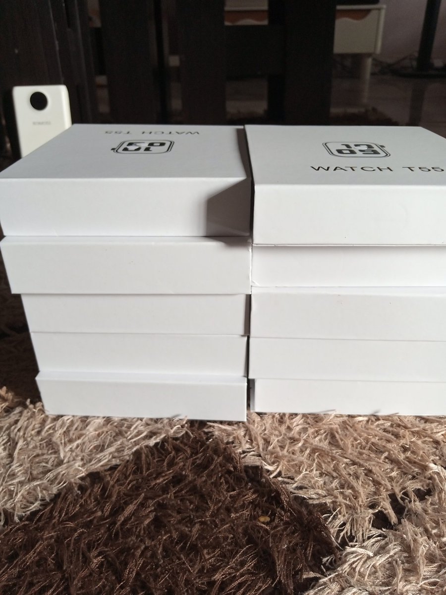 DaculAlban's tweet photo. #vivoy20preorder

#MondayMotivation

As a student, I rather hustle to help myself than begging online. It kills self esteem. I sell smart wrist watches at company price rate. Pls patronize me or retweet my pinned post. I take God beg🙏😔. God bless u https://t.co/IHxRL8cSwn