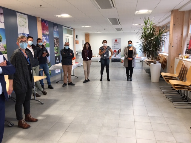 Synergie's tweet photo. #Handicap | L'agence Synergie proxi Ressons-sur-Matz, chez notre client @FMLogistic_FR, a été labellisée #Handicestoui. 👏Un label distinguant les agences du groupe les plus engagées en faveur de l'#emploi des personnes handicapées !
Pour en savoir ➕: https://t.co/Cy83aHV0x1 https://t.co/h4DKdKASDI