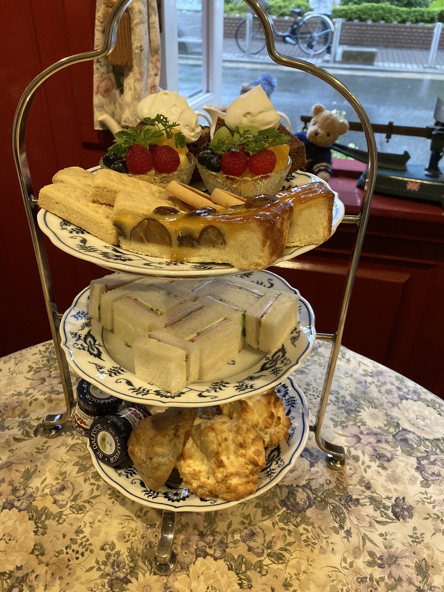 腐女子の美容研究垢 スリーチムニーズ