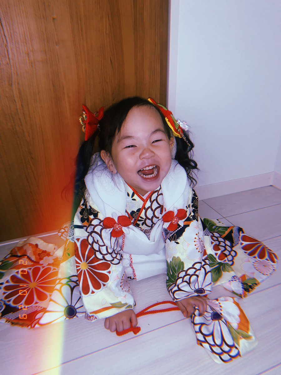 Teewty3's tweet photo. #七五三 https://t.co/ldjdDBv0xX