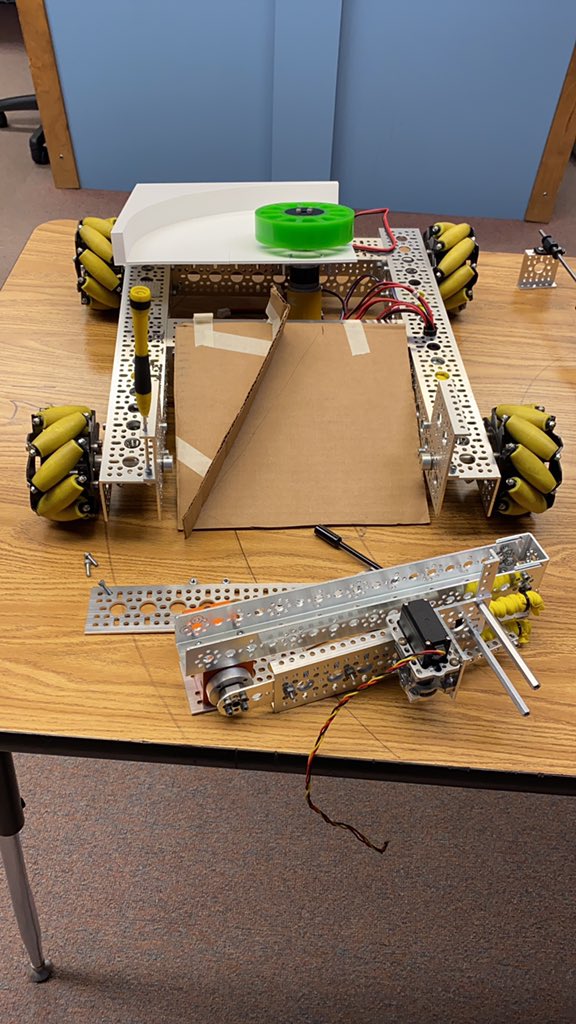 LJH_TechEd's tweet photo. It’s robot season and the prototypes are starting to show up. https://t.co/LGl92ntJqv
