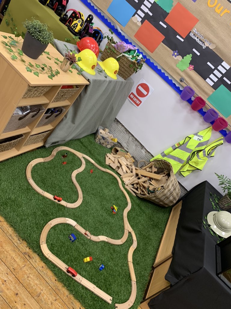 BlackoPrimary's tweet photo. Welcome back from half term, are you ready to take another peak at our Reception classroom... How exciting it is to learn in here! Don’t forget to contact the office to register interest in our virtual open evening or appointment walk round visit. #newintake2021 #lovetolearn https://t.co/6viJrpvWlc