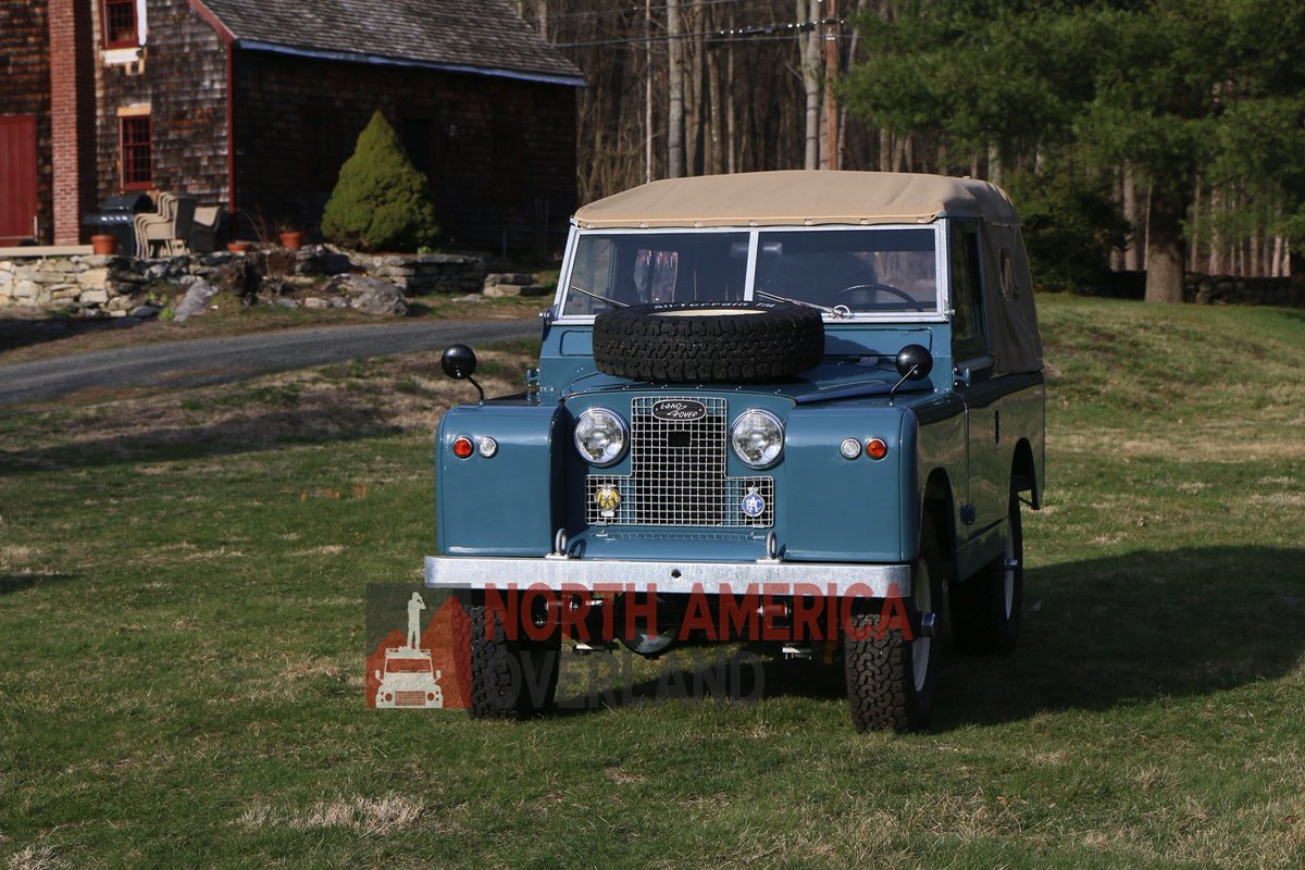 1966 Series IIA Land Rover in Marine Blue

#series2a #LandRover #serieslandrover #classiccar #cultofmachine #4x4trucks