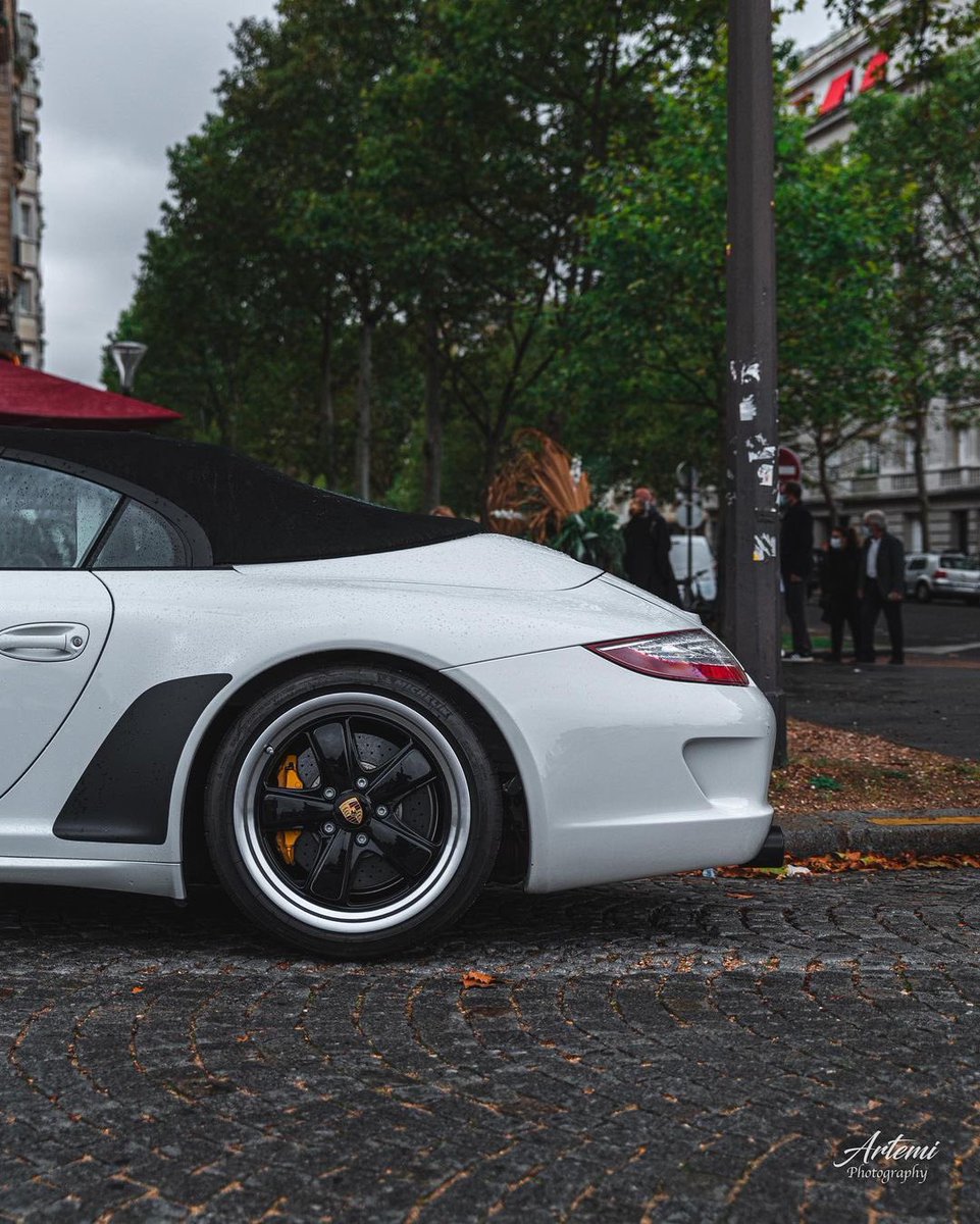 Porsche911UK's tweet photo. The rare #997Speedster
Via IG @artemi_supercars 💯 https://t.co/XEVfnfAZco