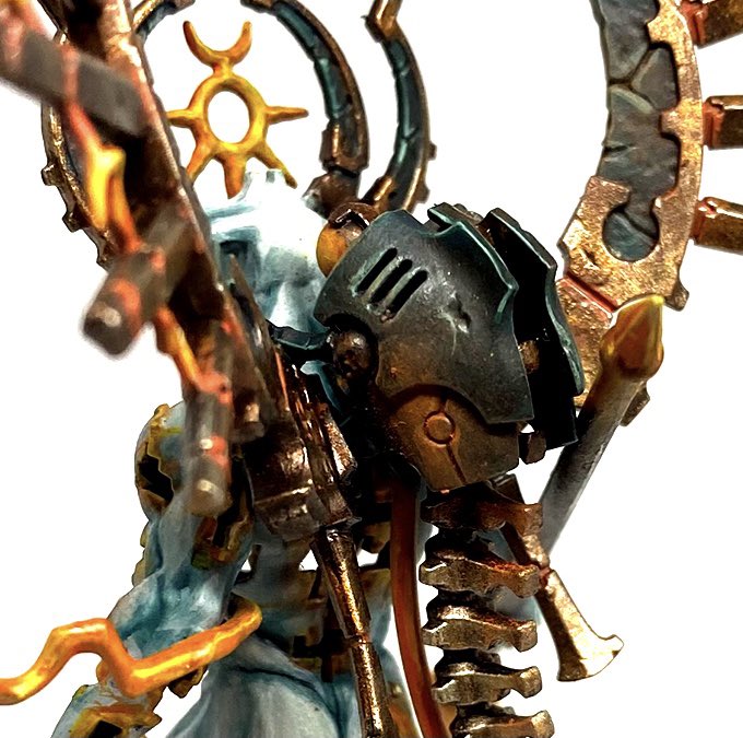 The weird necron critter that acts like an explosive collar for the c’tan shard is one of the few places with weathering other than the base, to tie it in with my heavily weathered army