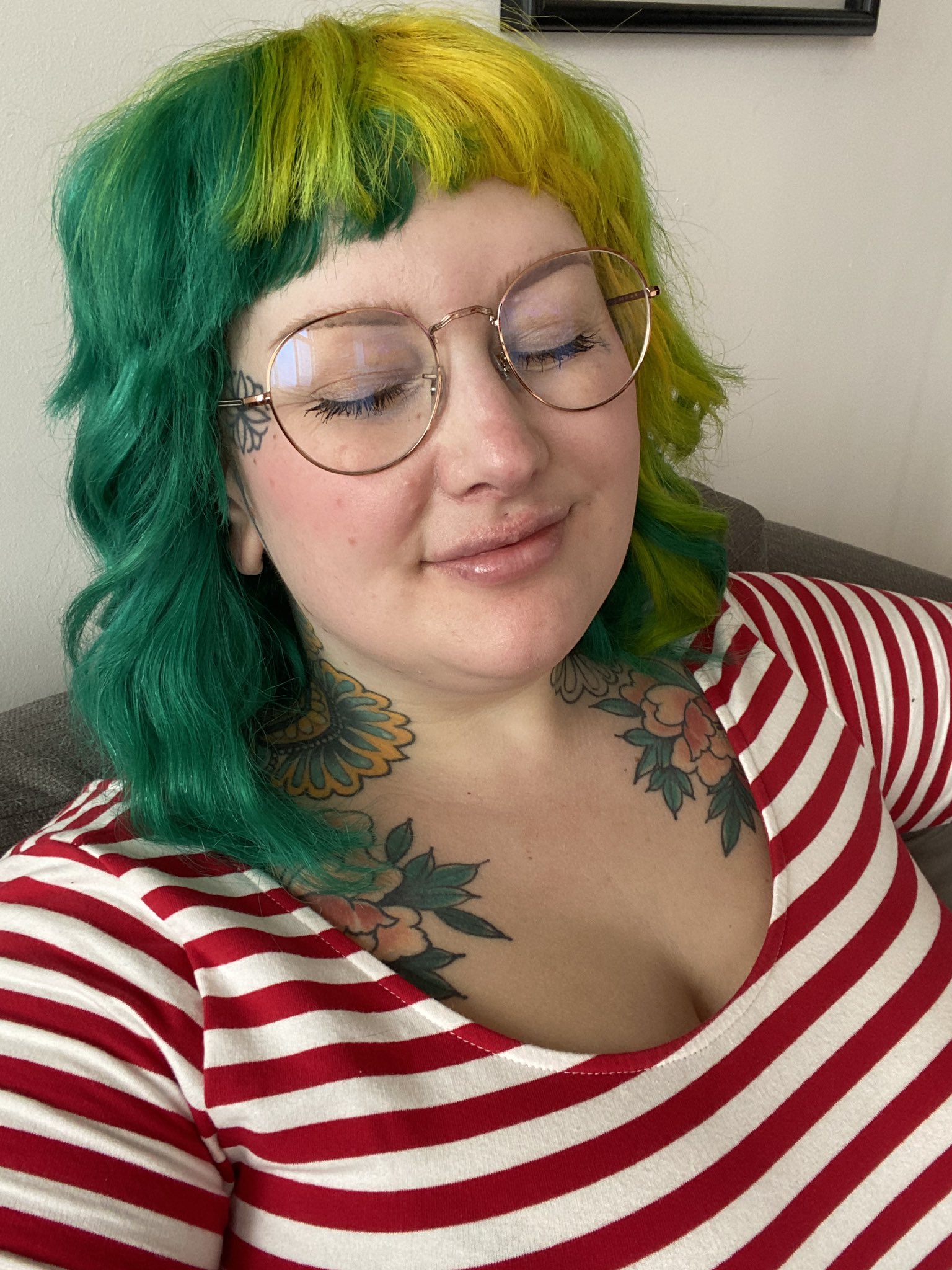 TW Pornstars - GaldaLou🐐. Twitter. Hi I’m cute and going out for the