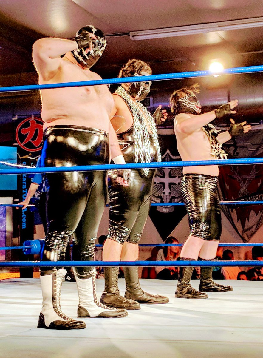 RHP4ever's tweet photo. The first Frantik @FrancisWrightPW mask worn for his debut in Chikara @CHIKARApro teaming with Callux @CalluxPW and Volgar @PwVolgar as The Proteus Wheel @ProteusWheel and for their King of Trios debut, both in 2018. #Frantik #ProteusWheel #Chikara #ChikaraPro #KingOfTrios #KOT https://t.co/Vf7KRGn9ja