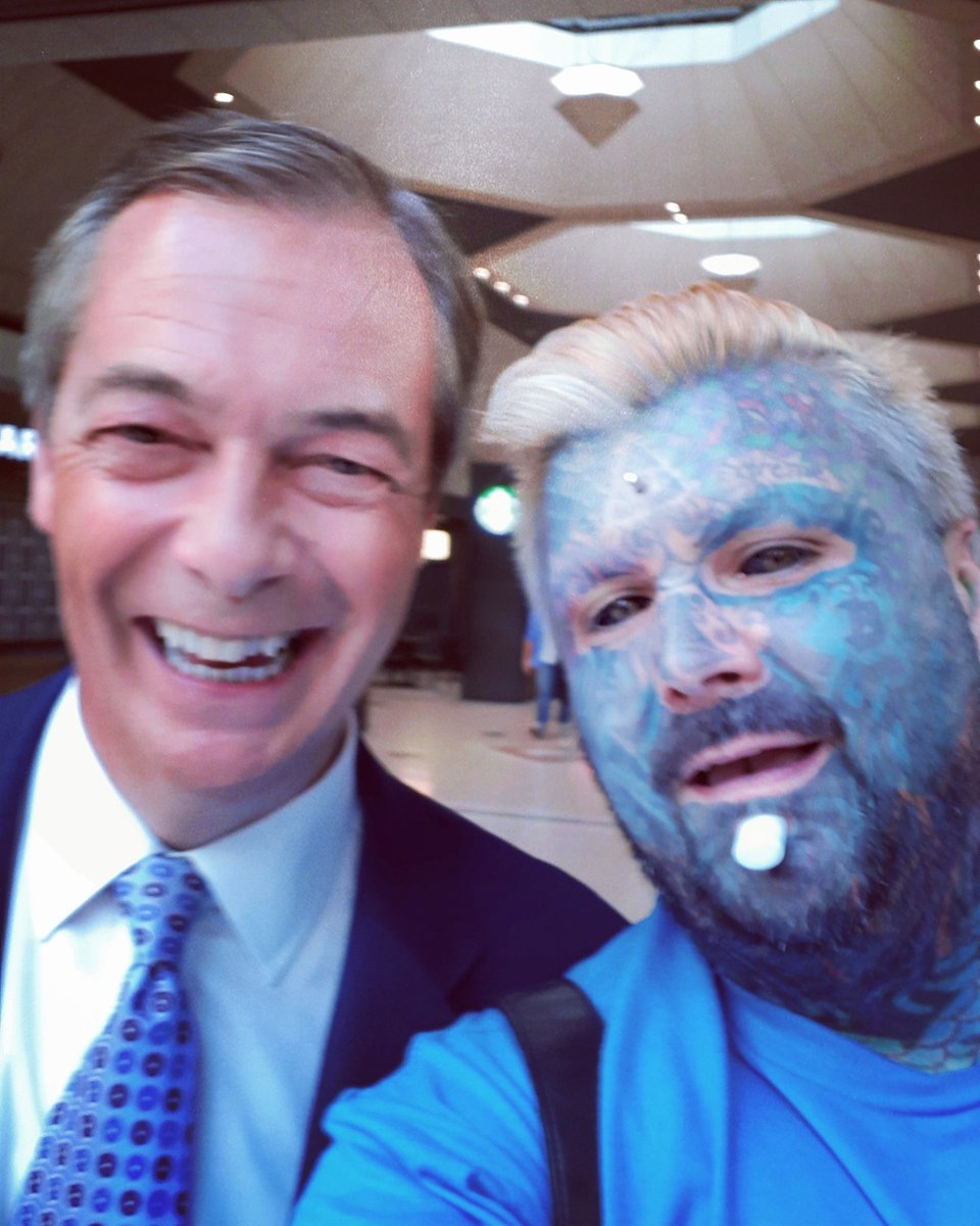 king_body_art's tweet image. @brexitparty_uk changing its name to #ReformUK #itstimeforreform #changingpoliticsforgood

With @Nigel_Farage