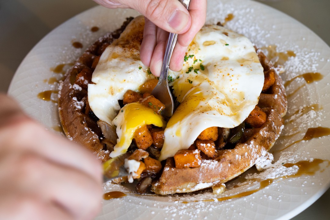 BL_SandwichCo's tweet photo. Start the month with a waffle done right! 🍳 
PICKUP and DELIVERY
ORDER (504) 309-3773
2023 Metairie Rd.
Pickup 7a-2p daily, delivery 9a-2p daily.
MENU: https://t.co/R2buRJxPbn https://t.co/iGOKCmRdZt