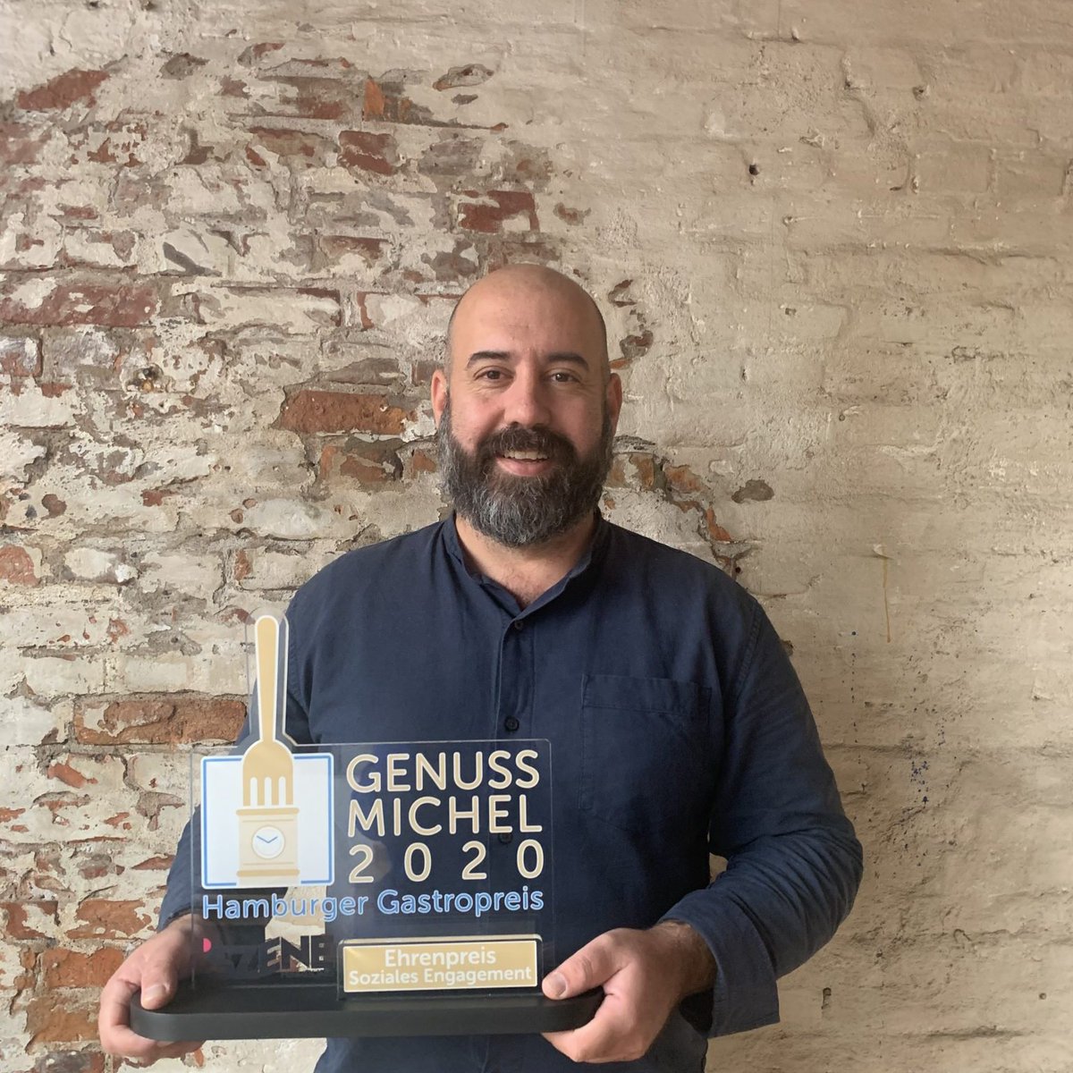 hoteliertv's tweet photo. Bitter, aber nicht ohne Hoffnung: Digitale Gala ehrt beste Gastronomie in Hamburg – Neues Gastroportal wird an dem Tag gestartet, wenn Lockdown aufgehoben ist
https://t.co/DWgmvsk6T0 https://t.co/jPWN4iSD1p