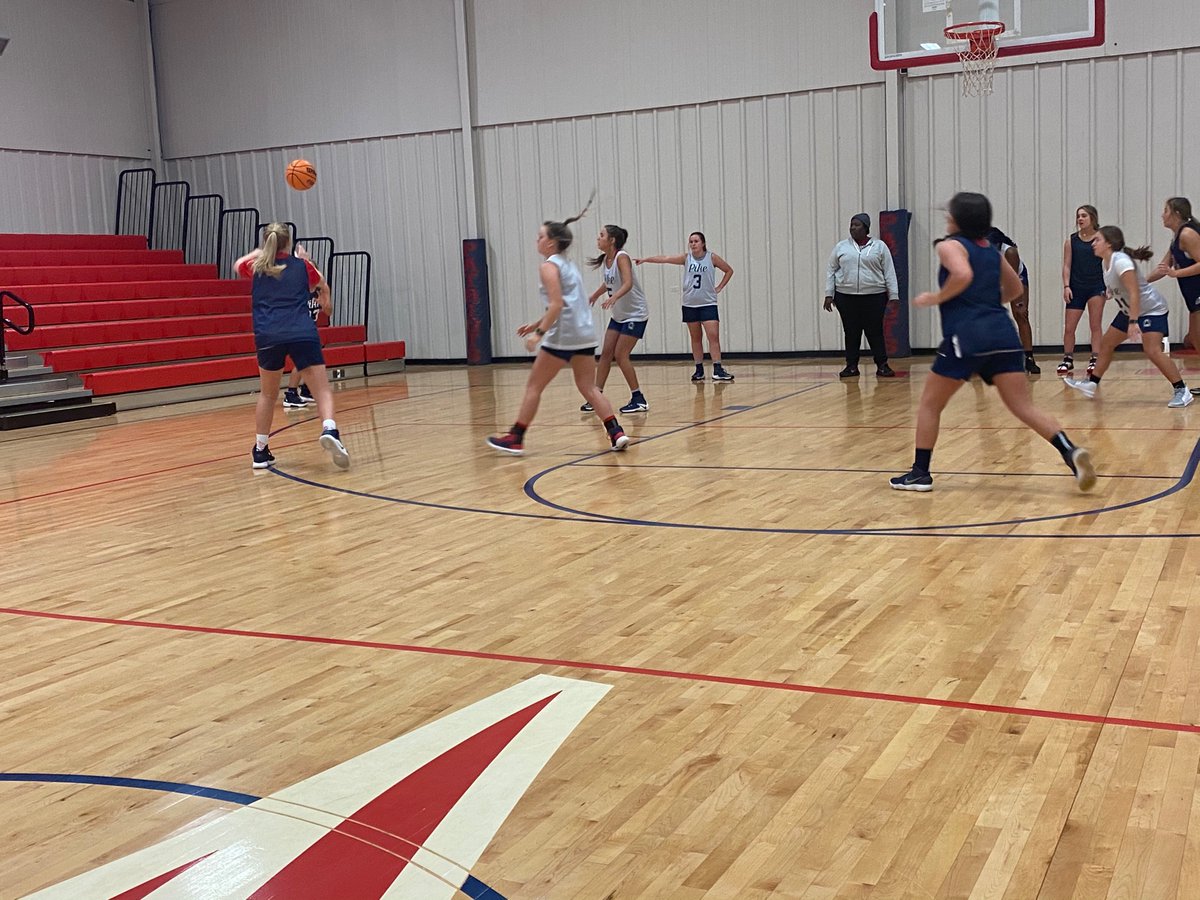 PikeLibGBB's tweet photo. Practice 1 β
#workingwhileyousleep #CDE https://t.co/pjtdAKqLBE